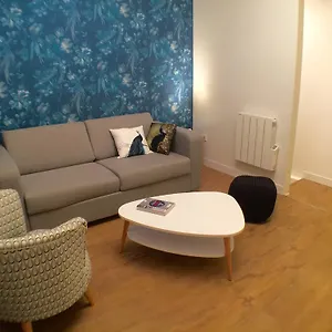  Appartement 70m² 2 Slaapkamer, 1 Privé Badkamer In 18th - Sacre Coeur - Montmartre
