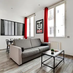 Modern - 2br-6p - Arts Et Metiers Paris