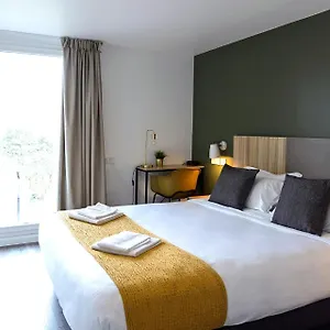 3* Szálloda In 13
